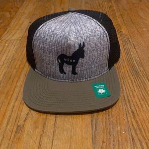 Prana trucker hat NOWT